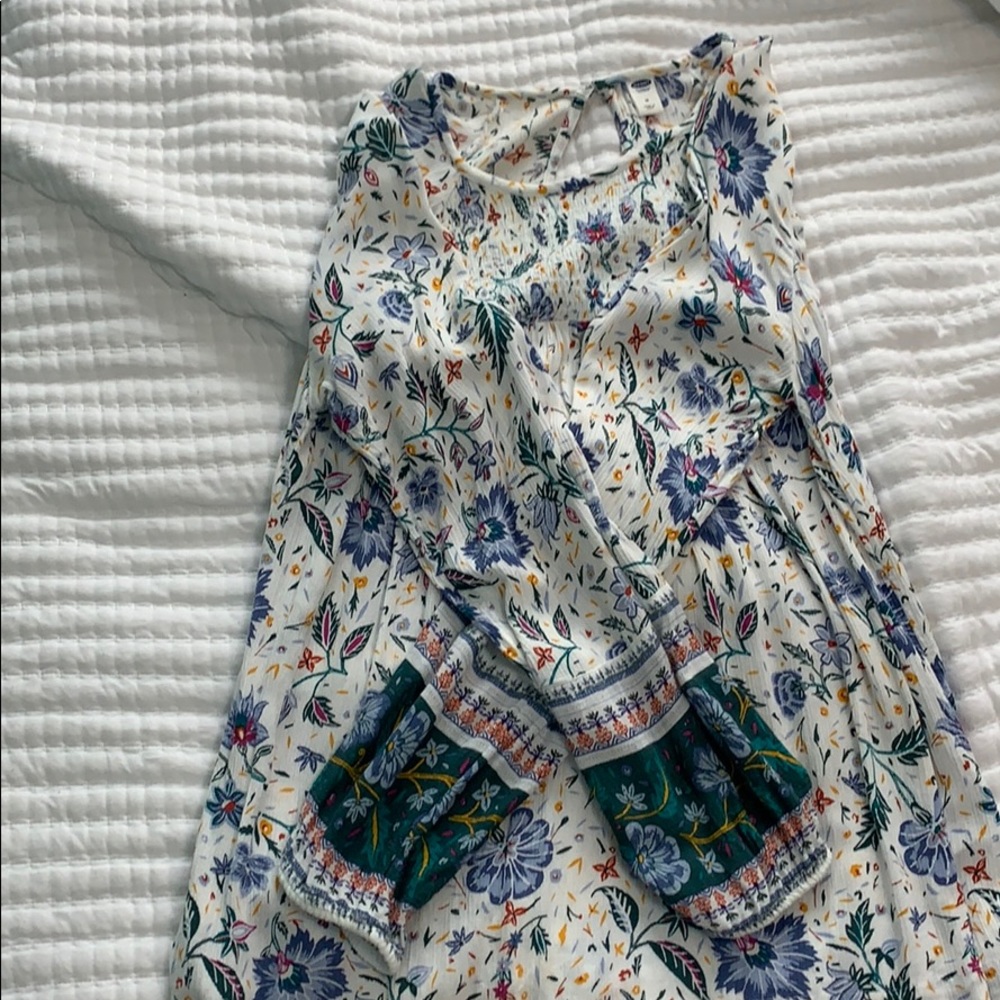 Flowy Top - Picture 2 of 4